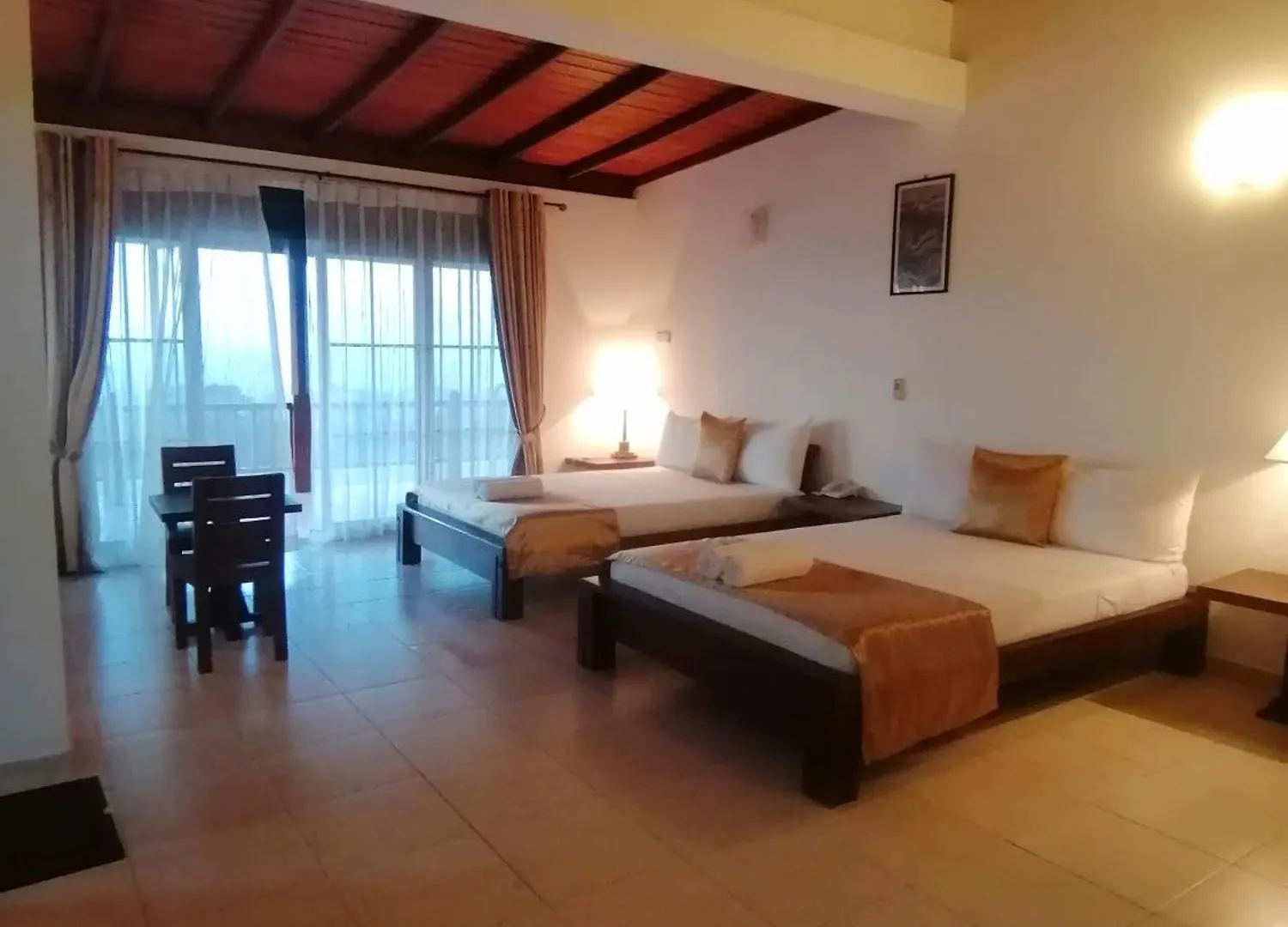 Kandy Highland Unique Hotel