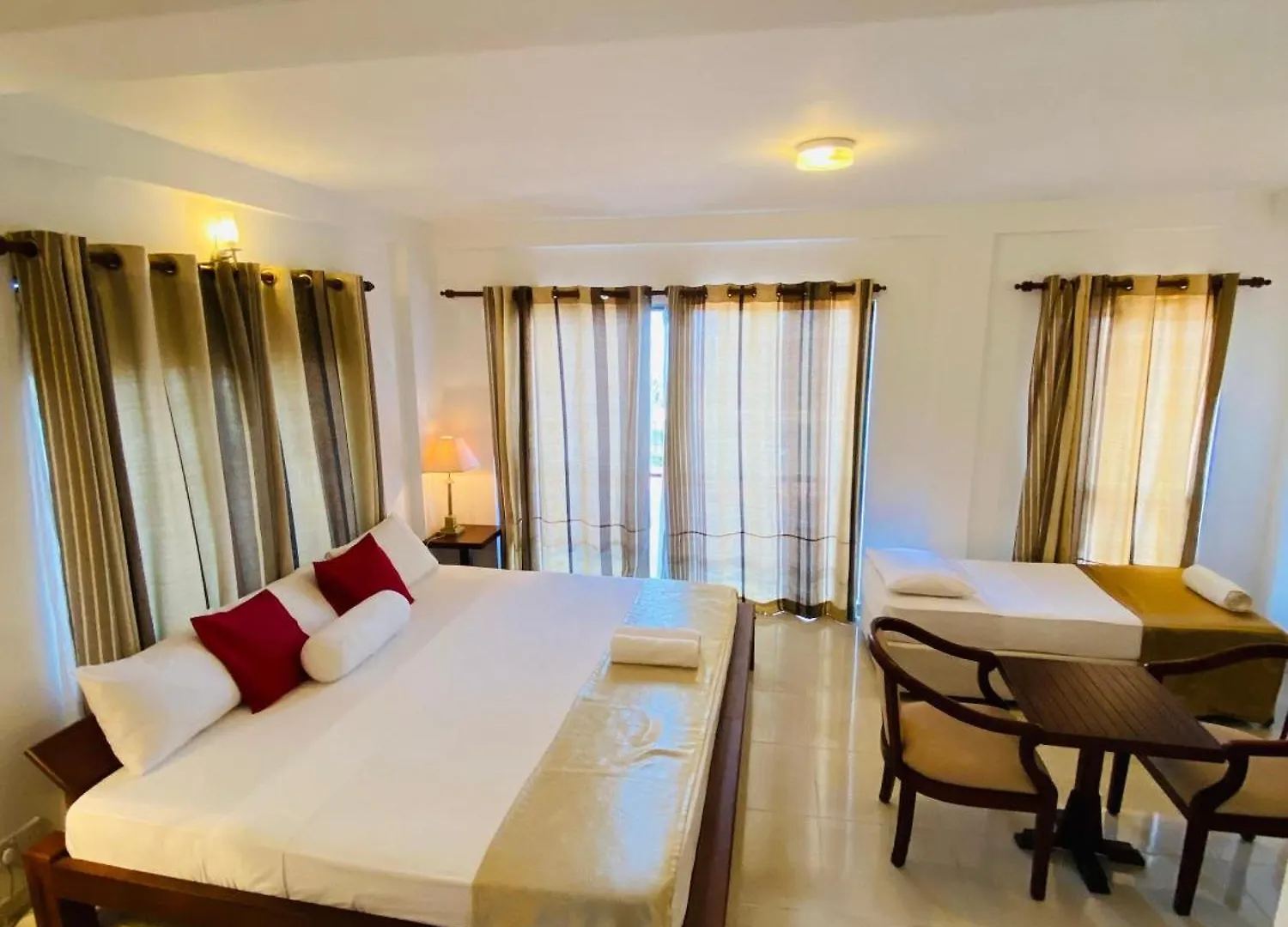 Kandy Highland Unique Hotel