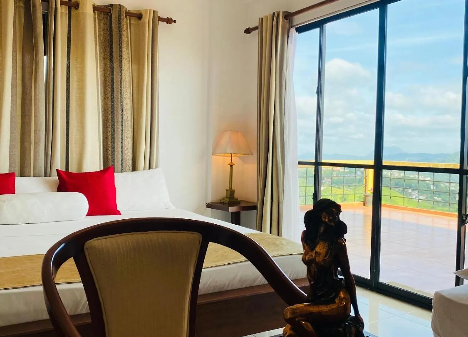 Kandy Highland Unique Hotel 2*,  Sri Lanka