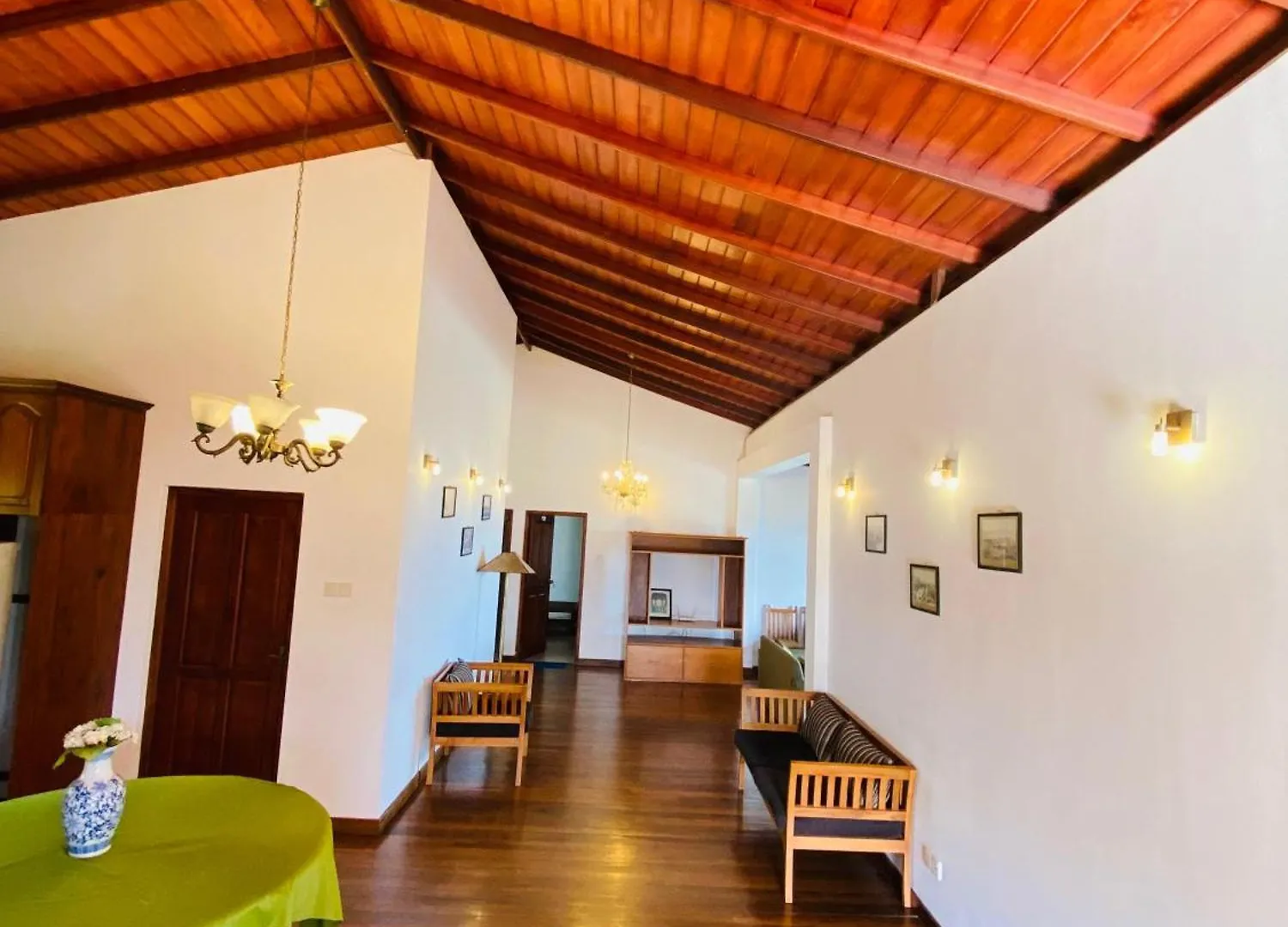Kandy Highland Unique Hotel 2*,