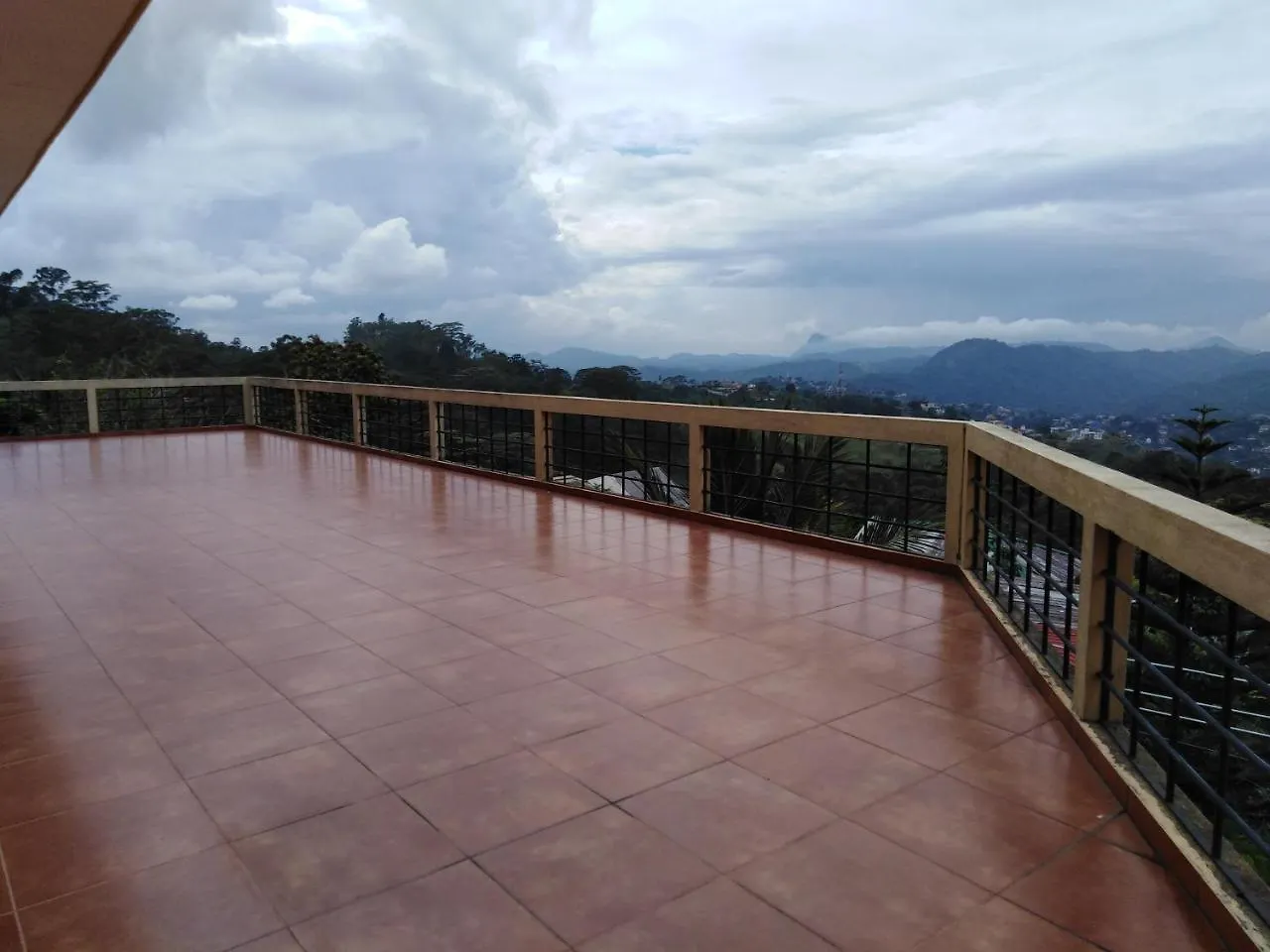 Kandy Highland Unique Hotel Sri Lanka