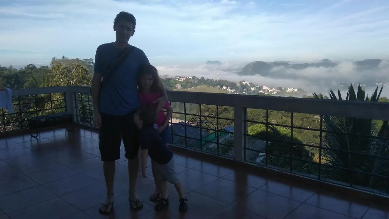 Kandy Highland Unique Hotel 2*,