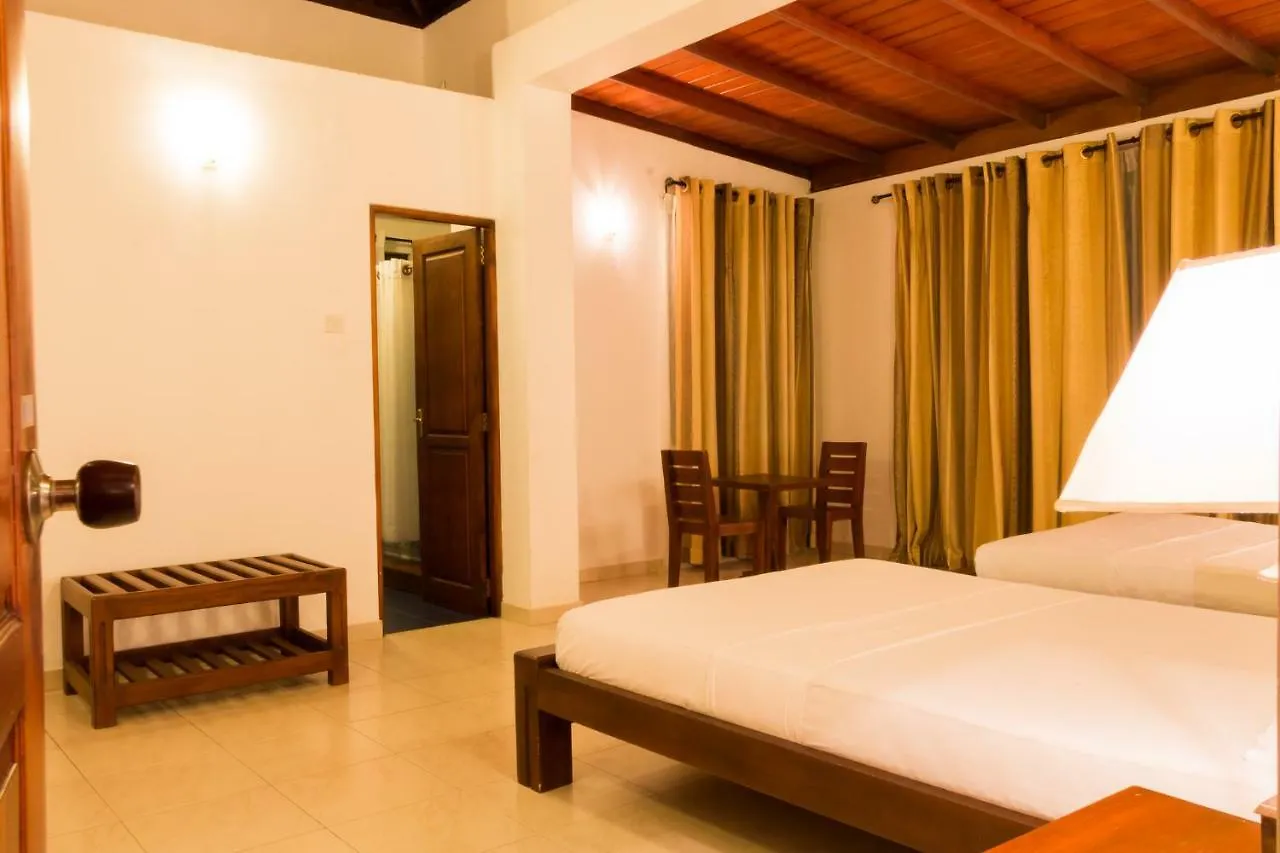 Kandy Highland Unique Hotel 2*,  Sri Lanka