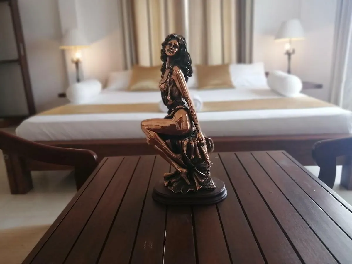 Kandy Highland Unique Hotel